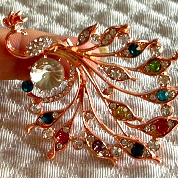 NWT rose gold tone rhinestone peacock statement brooch pin Alpha Chi Omega - Picture 2 of 3
